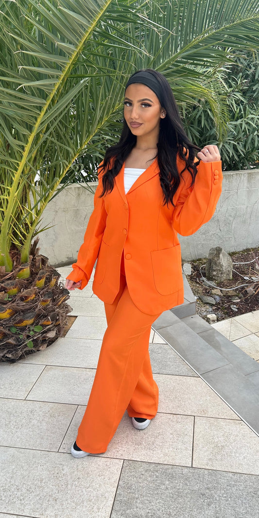 Ensemble tailleur et pantalon orange